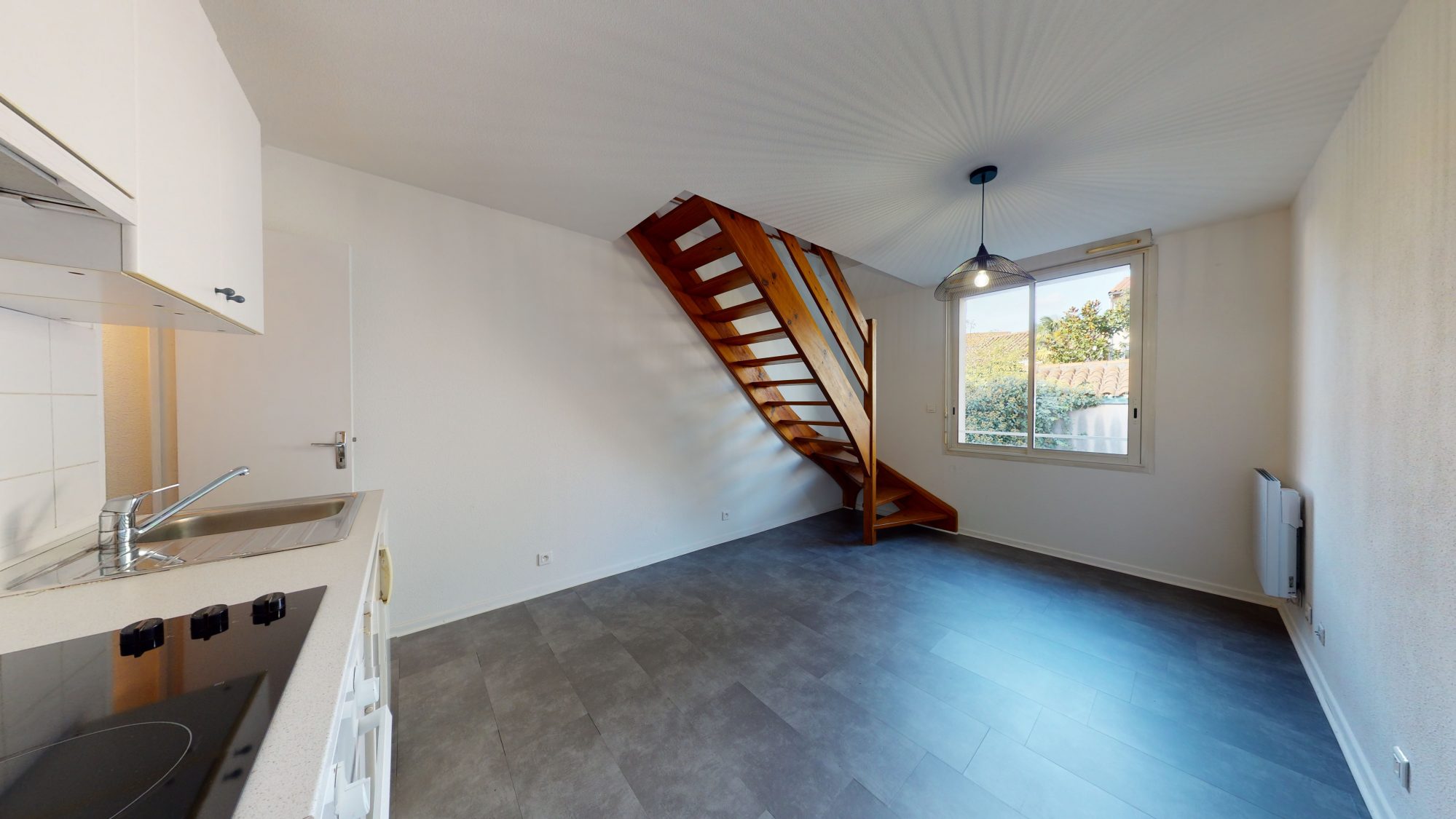 Avenue Jean Rieux, T2 en duplex au calme dans petite copropriété