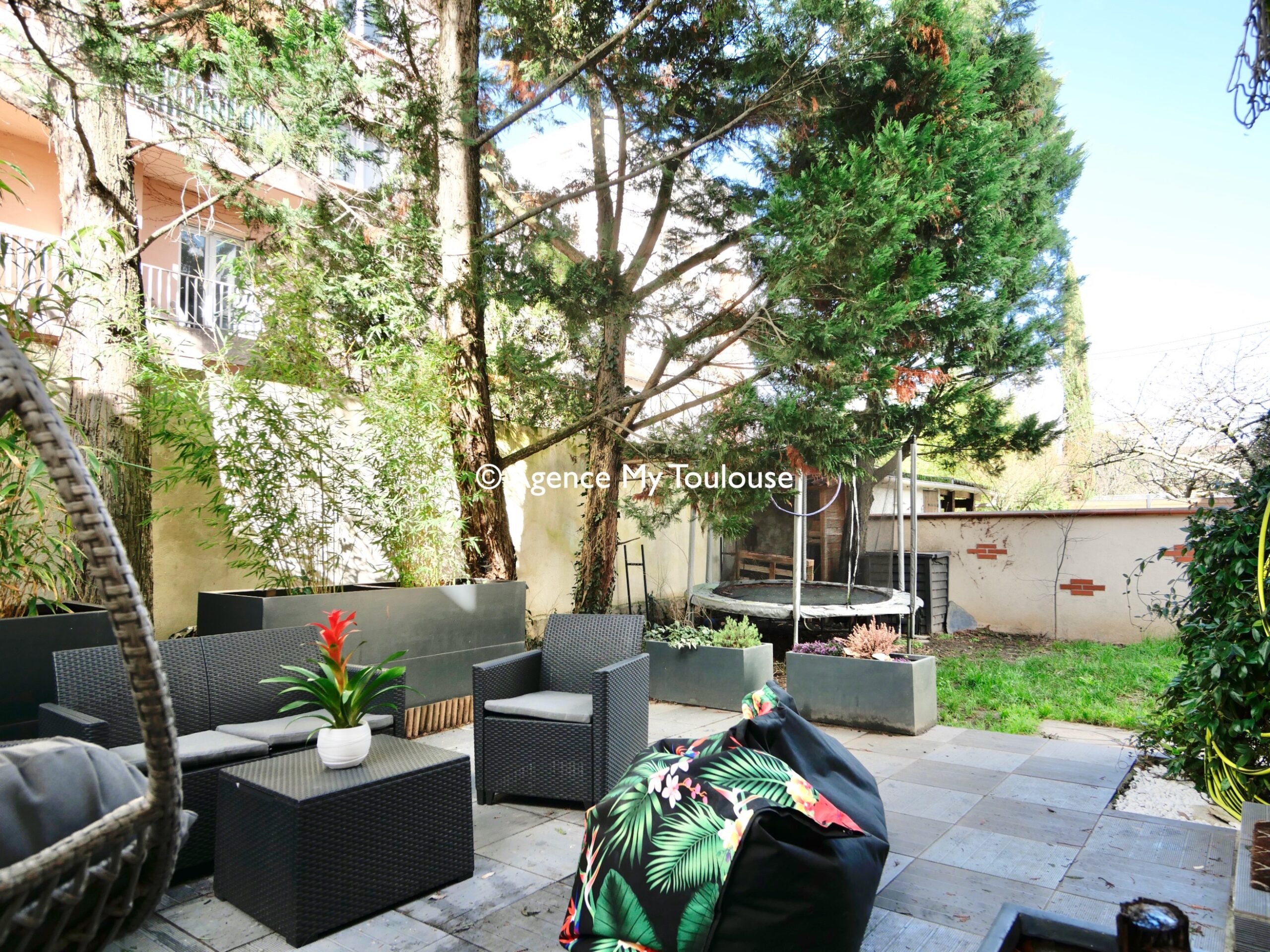 Croix de Pierre/La Pointe, Maison Familiale T4/5 avec jardin, terrasse et garage.