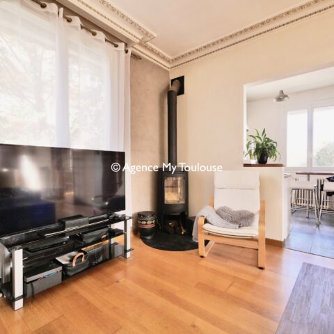 Croix de Pierre/La Pointe, Maison Familiale T4/5 avec jardin, terrasse et garage.