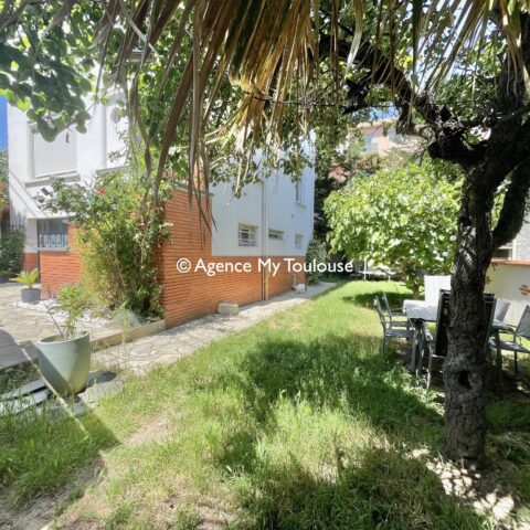 Croix de Pierre/La Pointe, Maison Familiale T4/5 avec jardin, terrasse et garage.