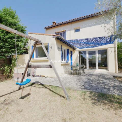 Croix de Pierre, Maison familiale moderne T5 avec jardin arboré