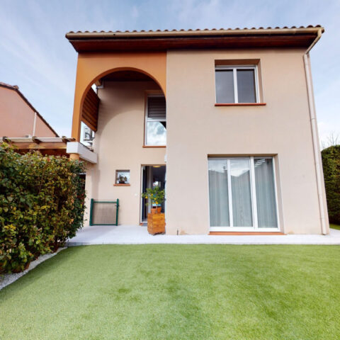 À louer - Aucamville, Villa T4 98 m² avec garage, jardin et piscine chauffée