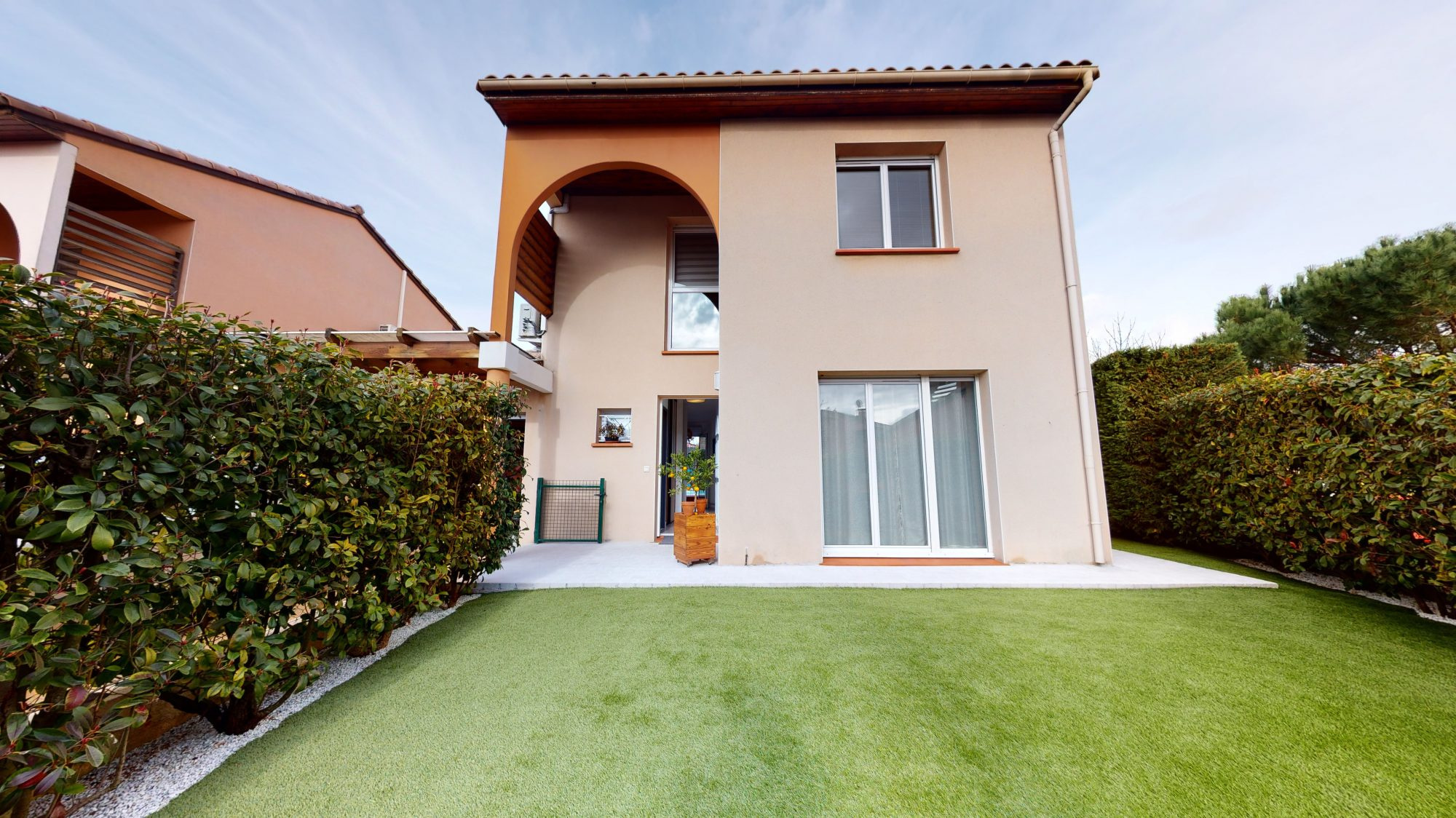 À louer – Aucamville, Villa T4 98 m² avec garage, jardin et piscine chauffée