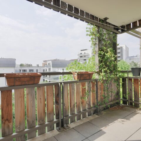 Saint-Cyprien/Cours Dillon, Appartement T2 avec terrasse et parking
