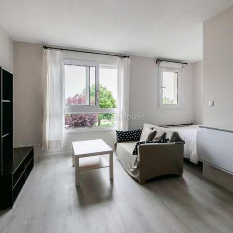 Pradettes, Studio rénové avec coin nuit, au calme